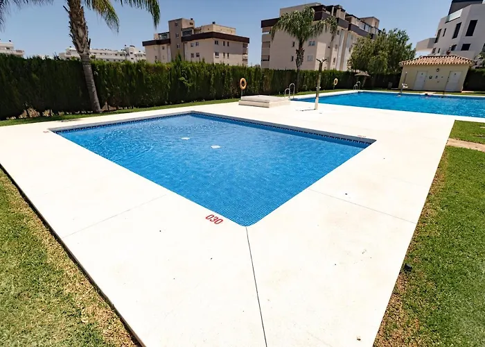Apartment Beautiful With 2 Terraces, Pool & Torremolinos