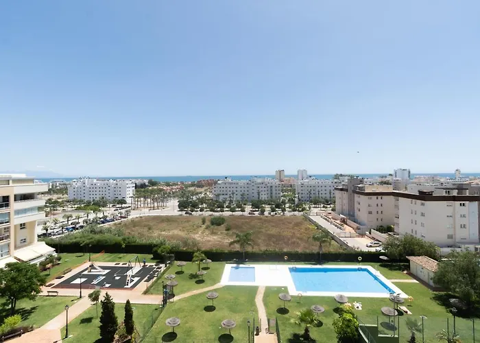 Beautiful With 2 Terraces, Pool & * Torremolinos
